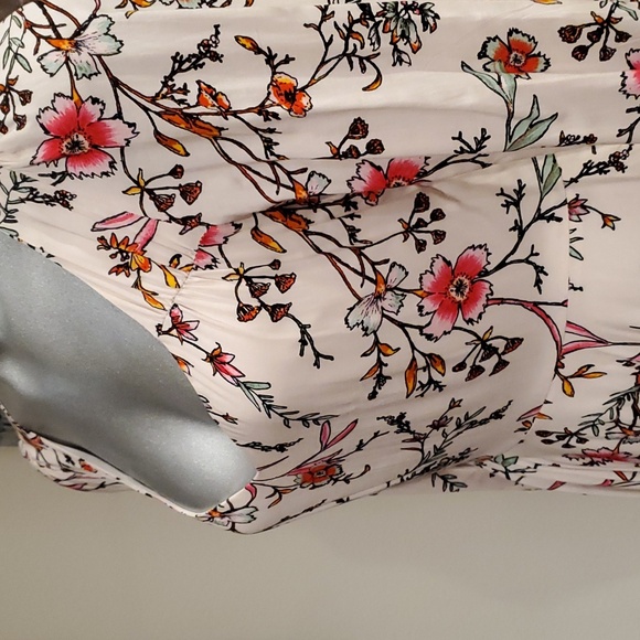 NWT Ecote Urban Outfitters Long Sleeve Floral Print Flowy Mini Dress Woman 10 - Picture 4 of 10